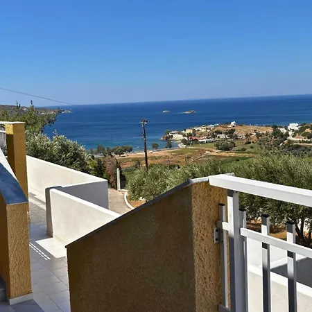 Rachi Aparthotel 3*
