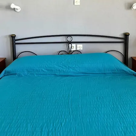 Rachi Aparthotel 3*